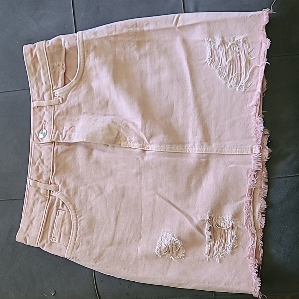 DIVIDED H&M skirt/ size 6/ color peach 🍑
